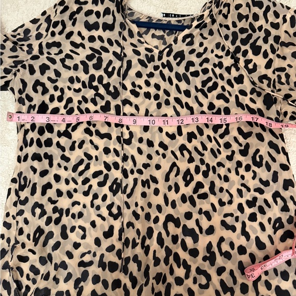 ALICE + OLIVIA- Animal Print Tie Neck Blouse - Picture 11 of 12
